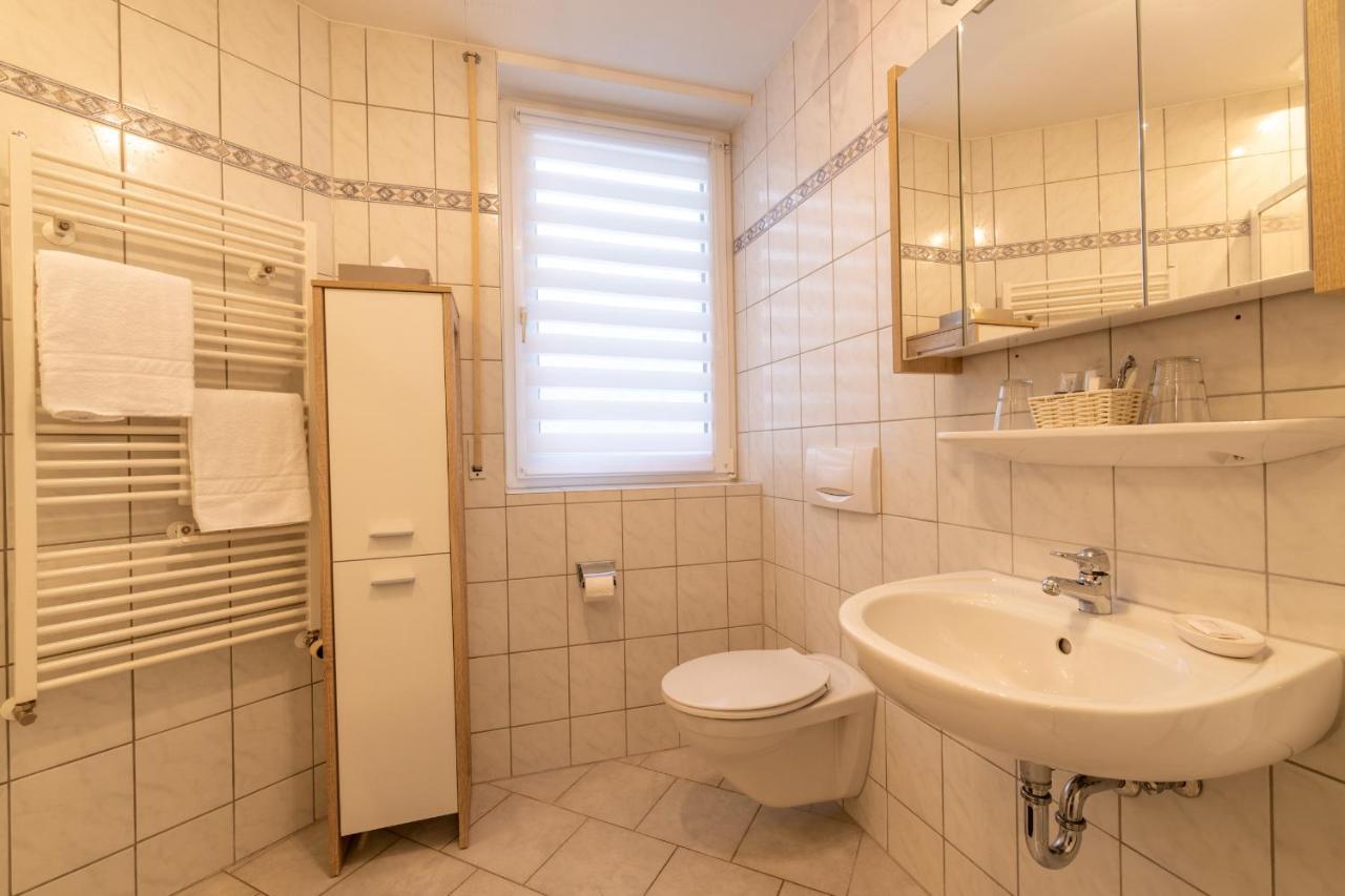 Zur Lindenau Hotel Ruedesheim am Rhein Ngoại thất bức ảnh