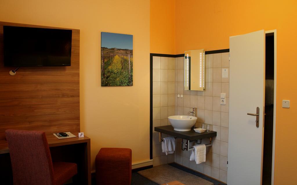Zur Lindenau Hotel Ruedesheim am Rhein Ngoại thất bức ảnh