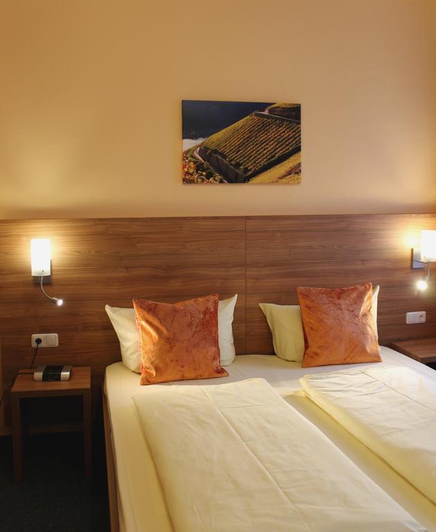 Zur Lindenau Hotel Ruedesheim am Rhein Ngoại thất bức ảnh